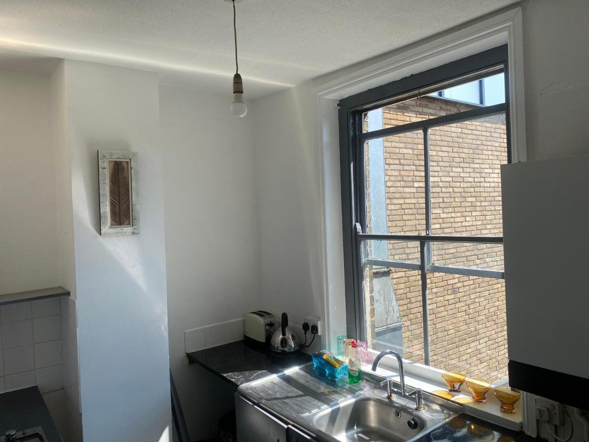 Double Room Londra Dış mekan fotoğraf